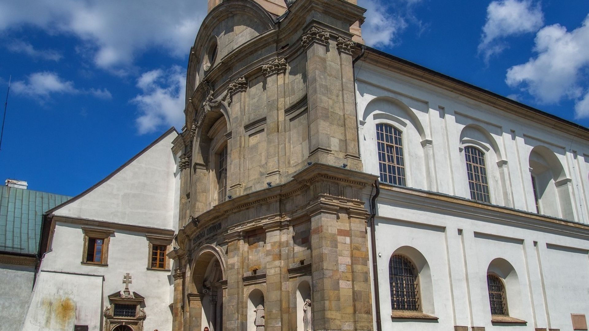 Krypta im Heilig-Kreuz-Kloster (Święty Krzyż)