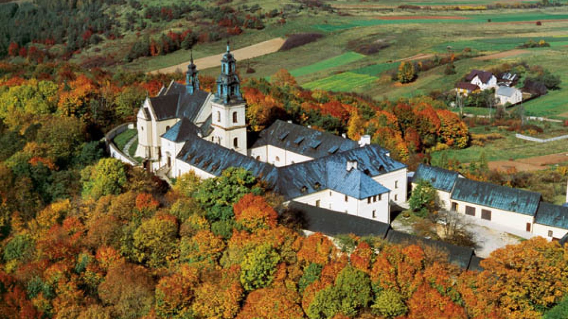 Karczówka - Monastery and Reserve