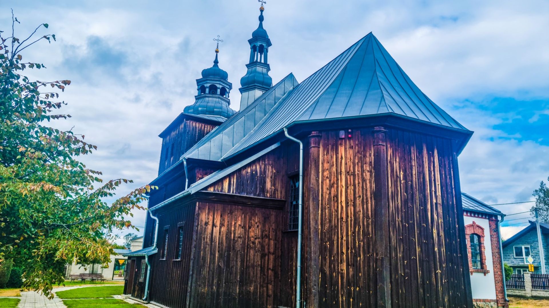 Obiechów - kościół parafialny pw. Nawiedzenia NMP