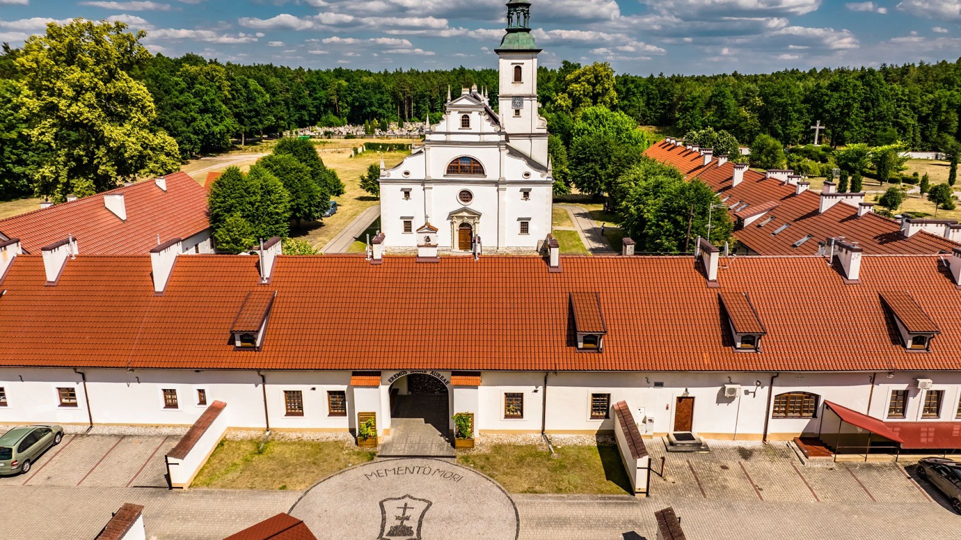 Klasztor pokamedulski "Pustelnia Złotego Lasu" w Rytwianach