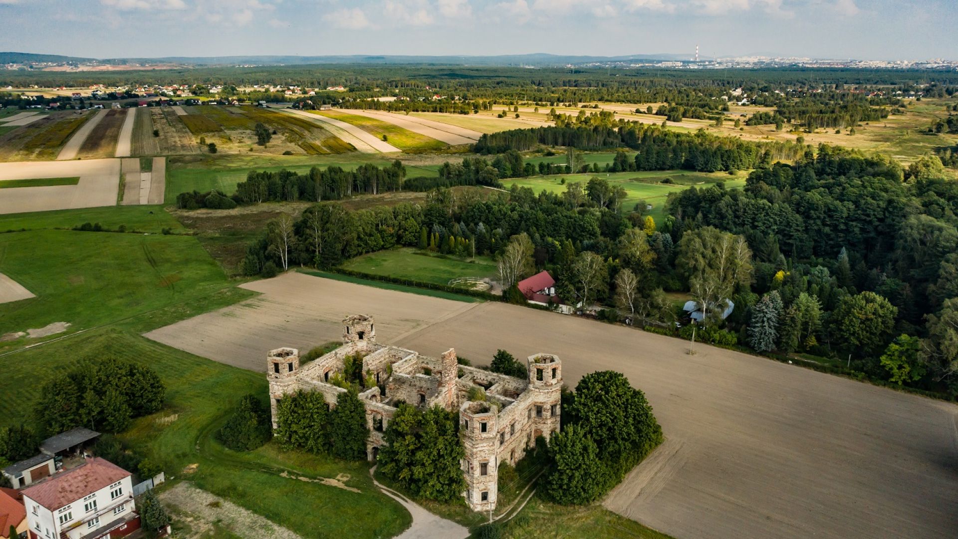 Piekoszów - cuda, magnackie fanaberie i... UNESCO