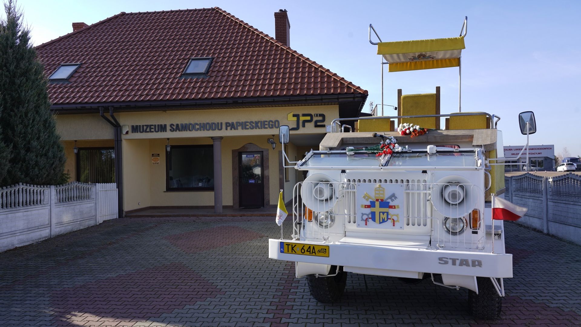 Muzeum Samochodu Papieskiego JP2