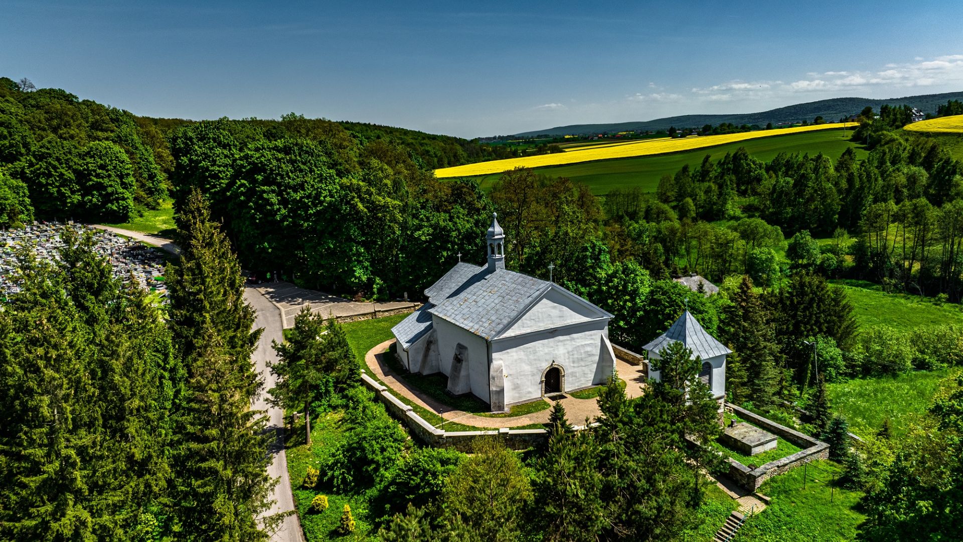 Romańska rotunda w Grzegorzowicach