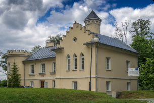 Pałac rodziny Platerów w Bliżynie