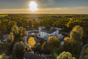 Pałac Popielów w Kurozwękach