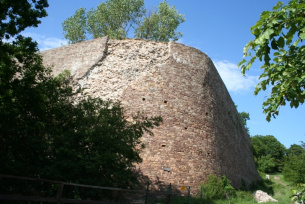 Mur oporowy w Bobrzy