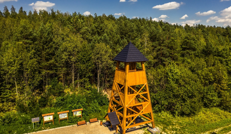 Wieża widokowa koło Daleszyc