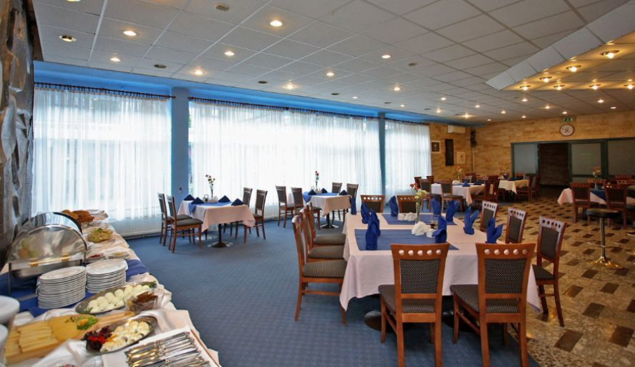 Hotel Gromada - Cafe Bistro