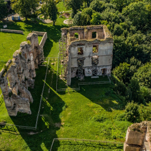 Bodzentyn - małomiasteczkowy