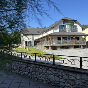 Resursa Chęcina Restauracja & Browar & Noclegi