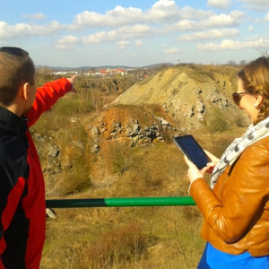 Aplikacja multimedialna na urządzenia mobilne „Poznaj piękno Geoparku Kielce”.