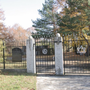 1 listopada na cmentarzu żydowskim w Kielcach