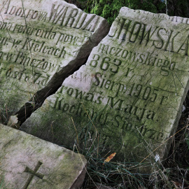 Kwesta i wystawa fotograficzna "Cmentarz Stary" w Kielcach