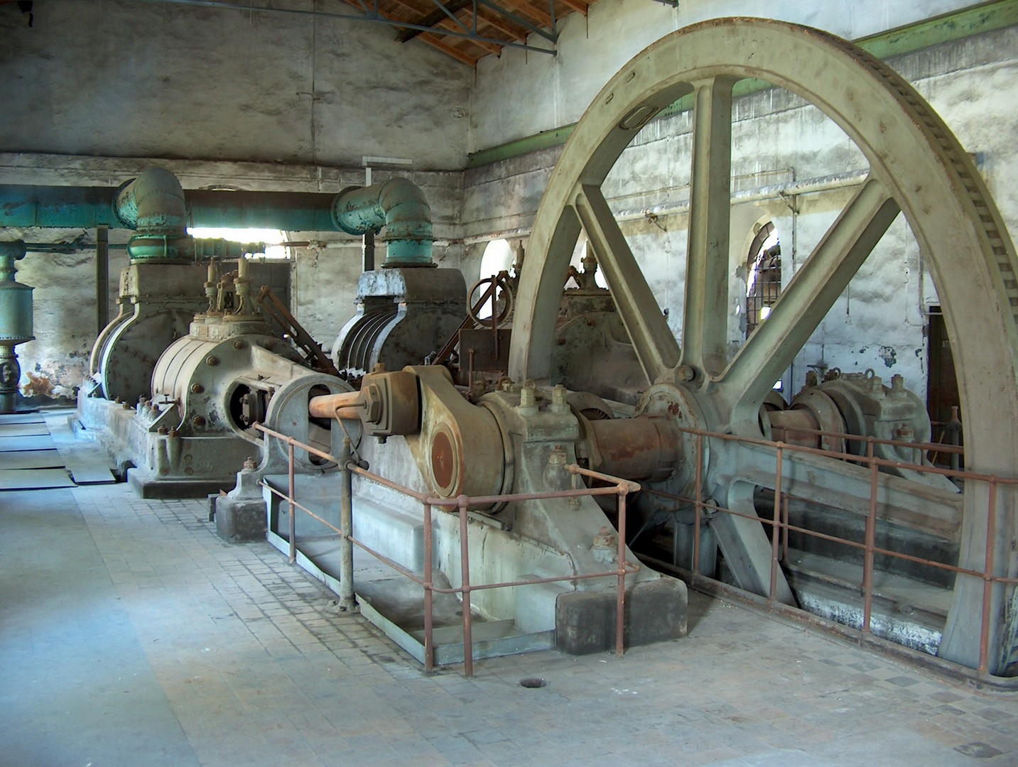 Maszyna parowa - jeden z najważniejszych eksponatów Muzeum Przyrody i Techniki w Starachowicach